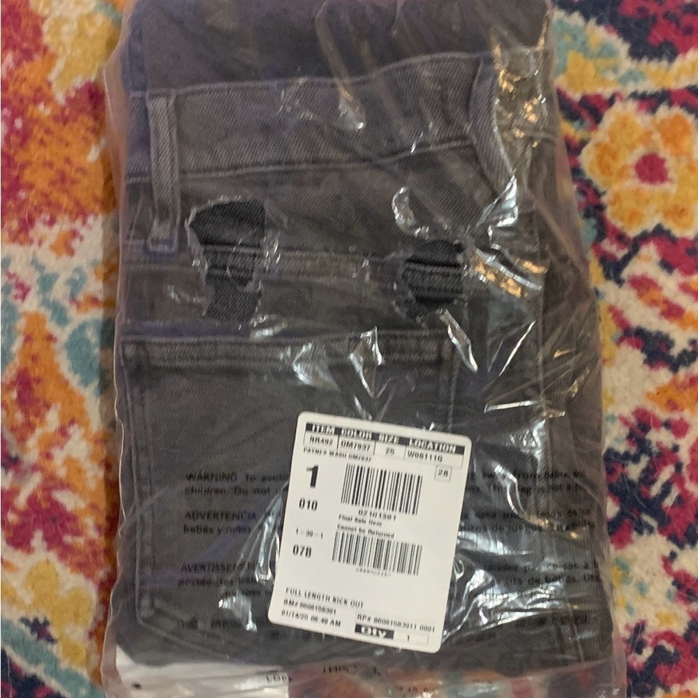 Brand New size 25 Madewell full length kick out this wash is SOLD OUT - Picture 14 of 15